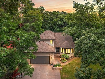 2569 Hayward Ave N, Oakdale, MN, 55128