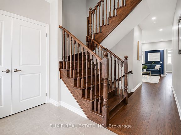 3rd image of 40 Wheatberry Cres