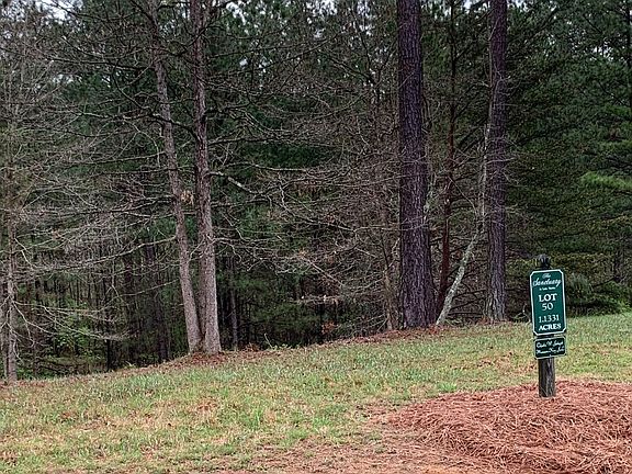 3rd image of 50 Sweetwater Ln