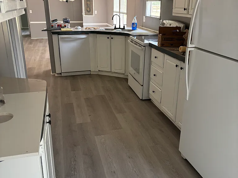 5020 Green Dr — Photo 4