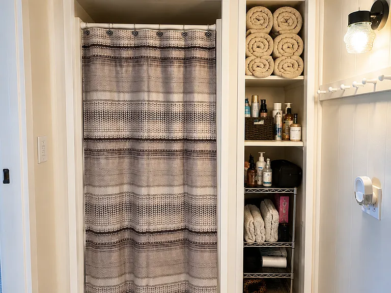 14 Mechanic Ave #1 — Photo 12