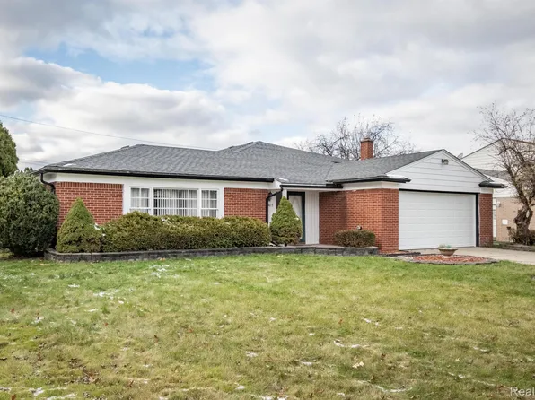 28675 Brooks Ln, Southfield, MI 48034