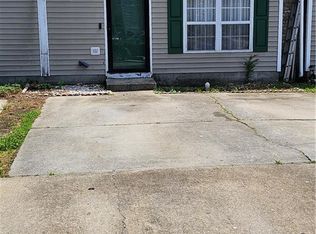 3513 Radford Cir, Chesapeake, VA 23321