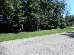 N Arrowhead Shores Rd, Edgerton, WI 53534