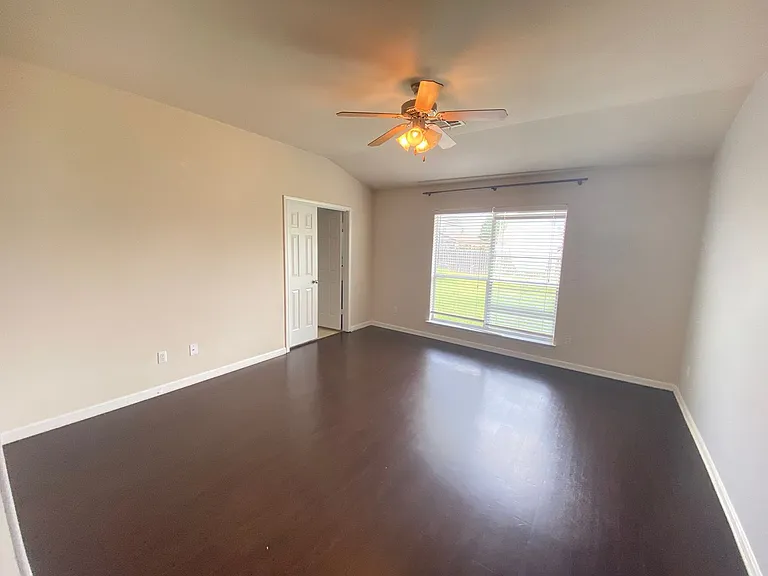 6005 Graphite Dr — Photo 5