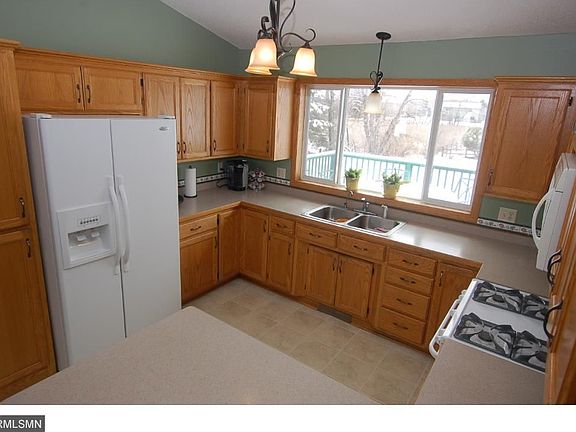 5th image of 38455 Coventry Dr