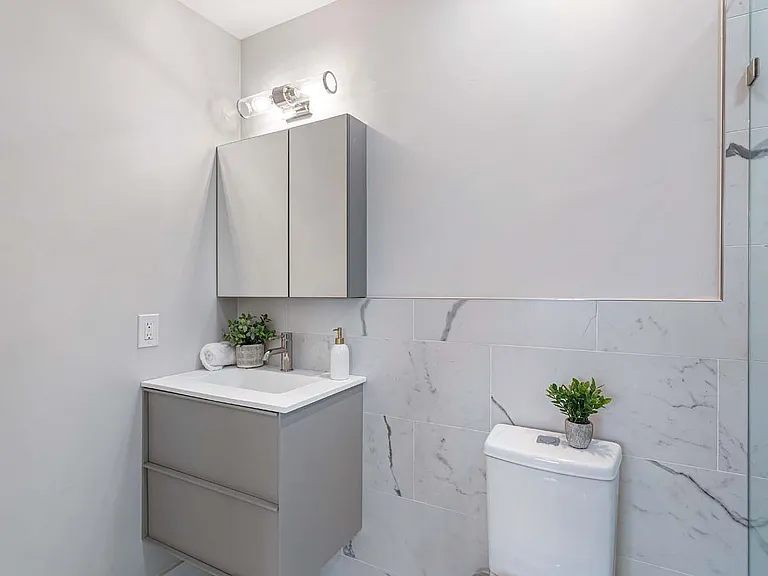Paxton Park Apartments — Photo 13