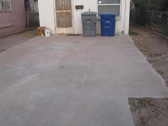 4th image of 242 Dolan St