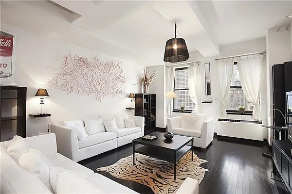 Sold by Platinvm Property Group New York | media 22