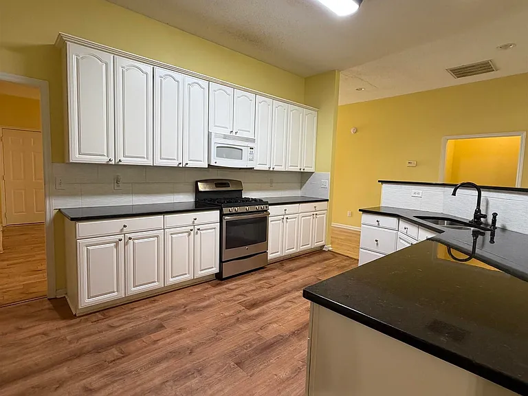 216 Horseshoe Bnd — Photo 19