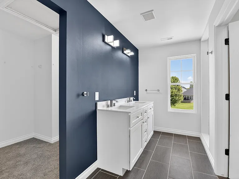 8760 Barrington Dr — Photo 42
