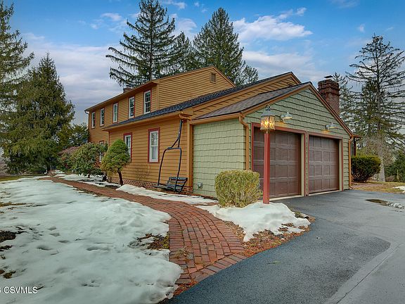 4th image of 119 Spencer Pl