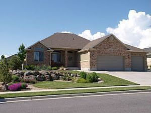 1st image of 5011 Cherry Laurel Ln
