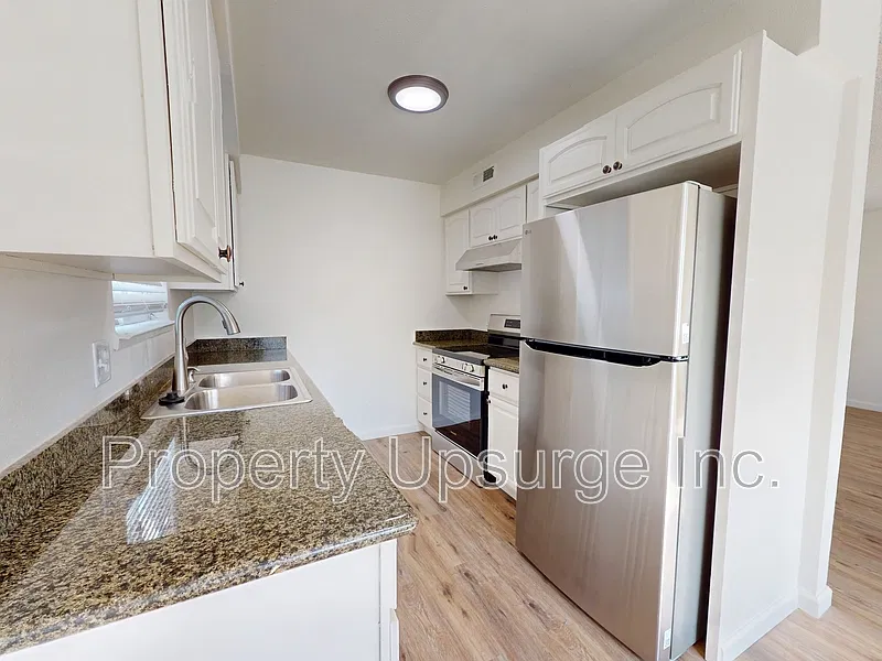 2 bed, 1.0 bath, 863 sqft, $1,450 — Photo 2