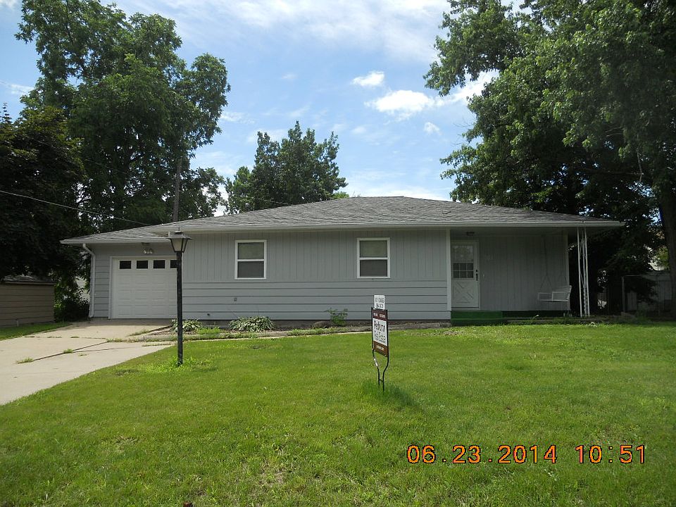 1st image of 203 E McKinley St