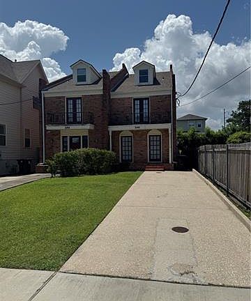 2nd image of 246 22nd St
