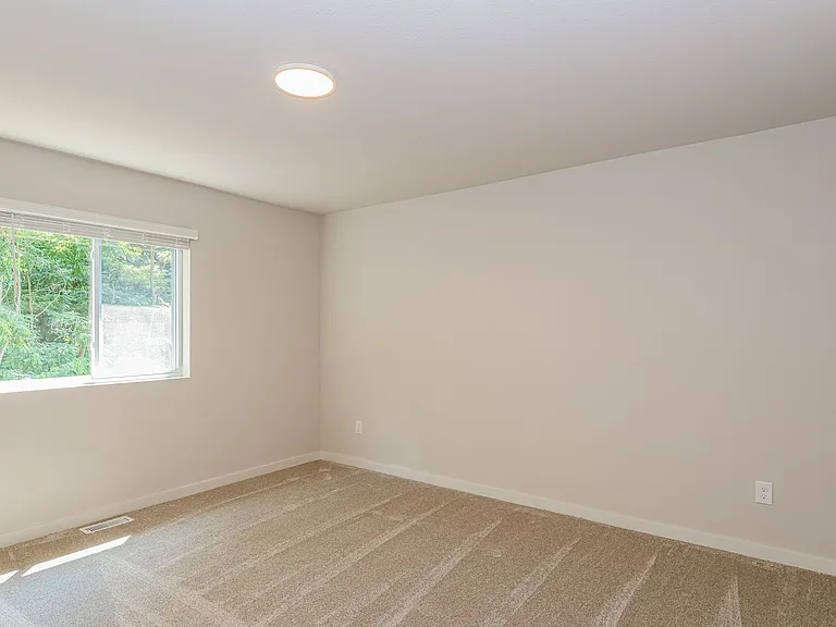 8142 Crestbrook Ct — Photo 11