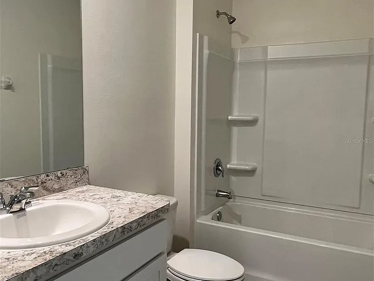 2204 Farmhouse Rd SE — Photo 17