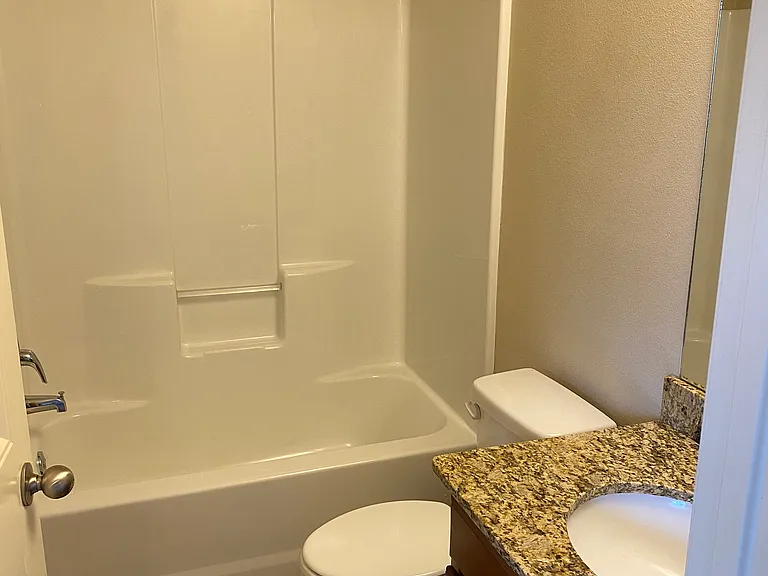 232 Rose St — Photo 10