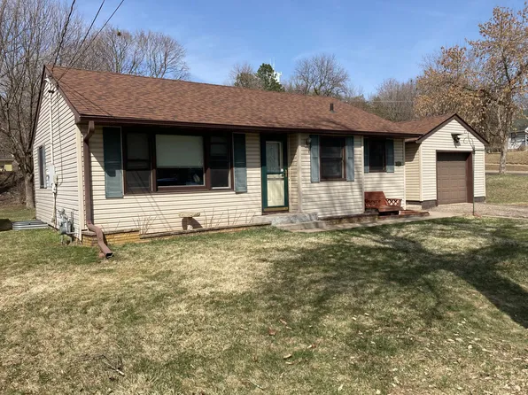 1004 Watson St, Red Wing, MN 55066