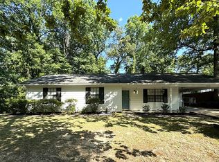 2733 Colonial Dr NE, Tuscaloosa, AL 35404