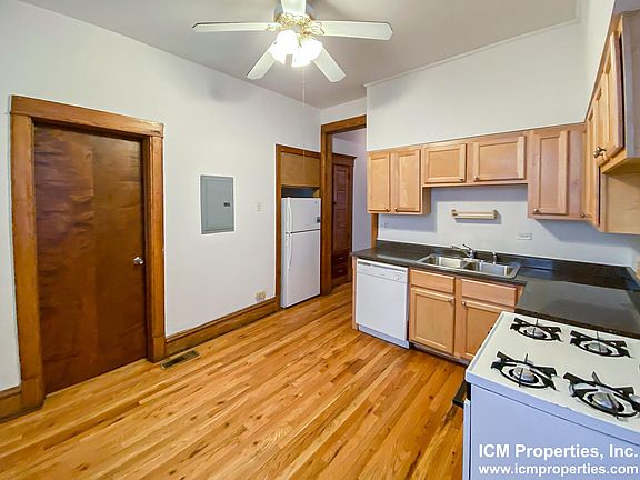 4th image of 3362 N Kenmore Ave #1F