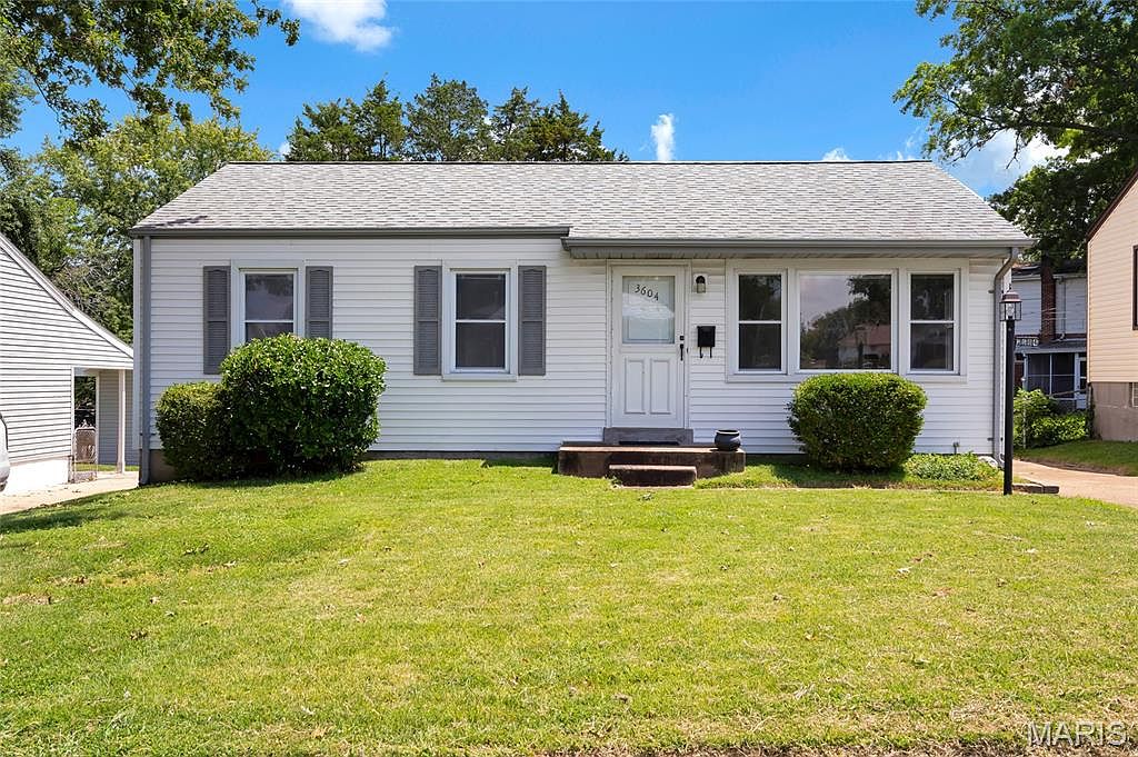 3604 Saint Cosmas Ln, Saint Ann, MO 63074 | Zillow