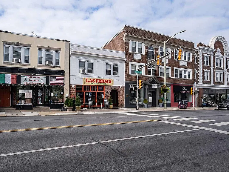 Downtown Bryn Mawr, PA