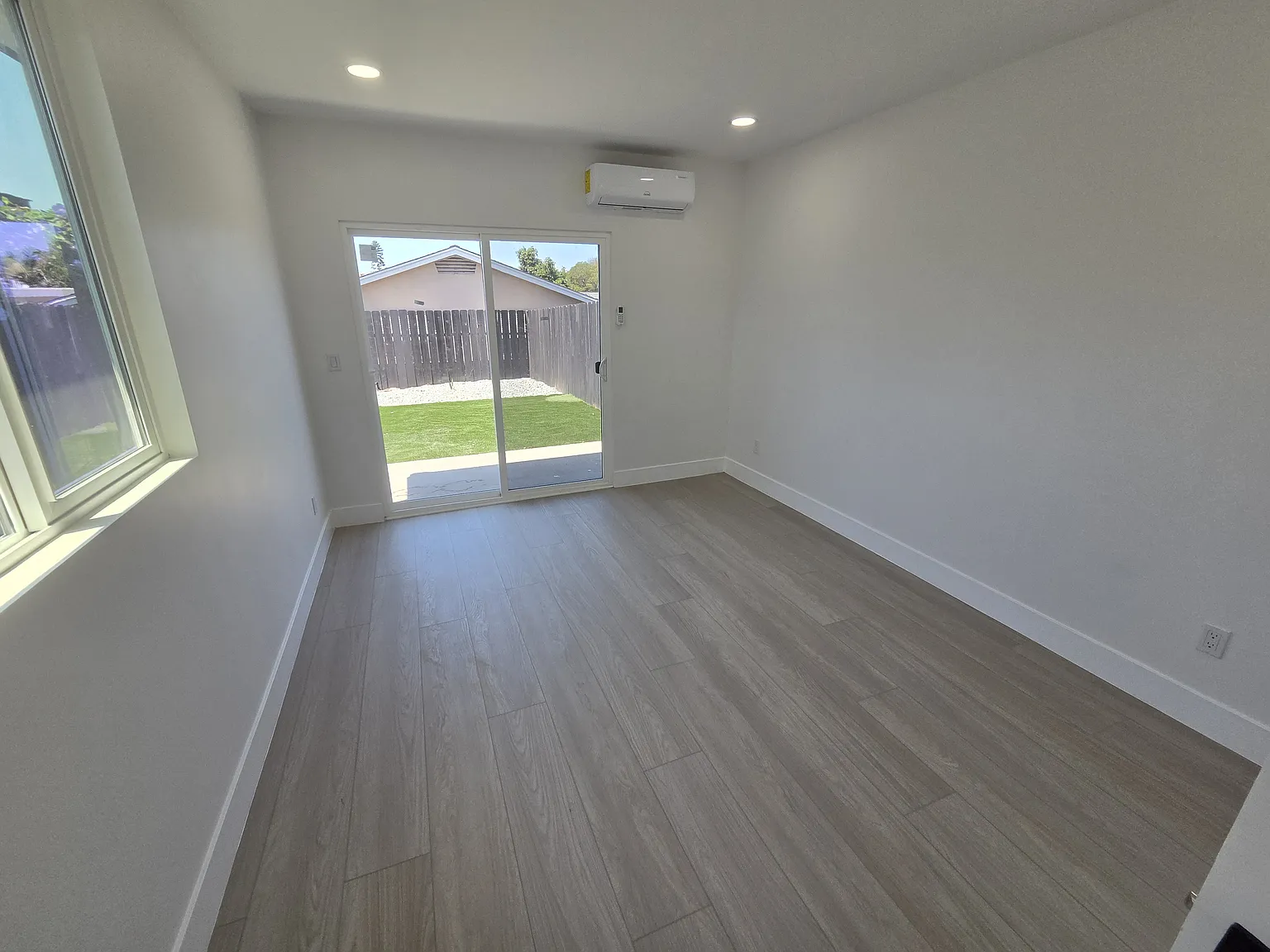 2 bed, $2,695 — Photo 3