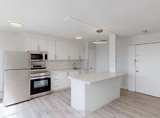 896 Eglinton Ave E #314, Toronto, ON M4G 2L2