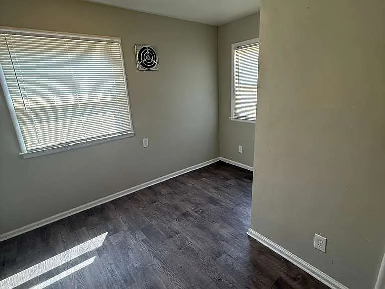 5984 Bluehill St — Photo 15