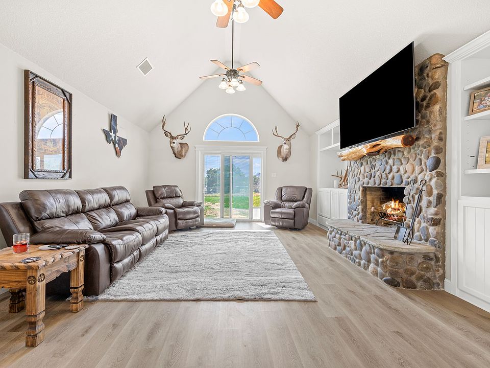 3380 Mineral Wells Hwy, Weatherford, TX 76088 MLS 20693630 Zillow