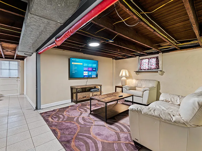 1304 Dammert Ave — Photo 23