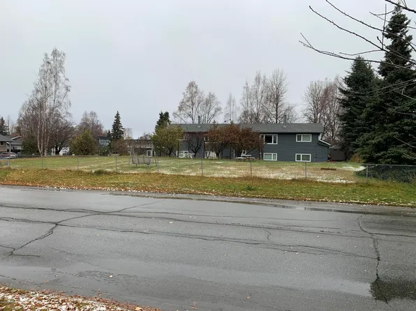 4751 Denali St, Anchorage, AK 99503