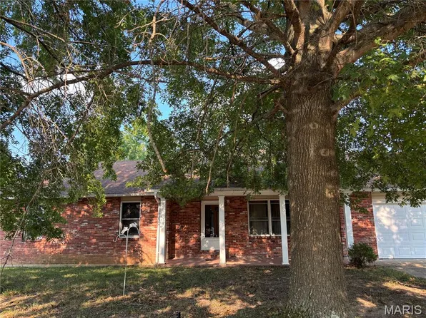 1006 Dearmore Ct, Cape Girardeau, MO 63701