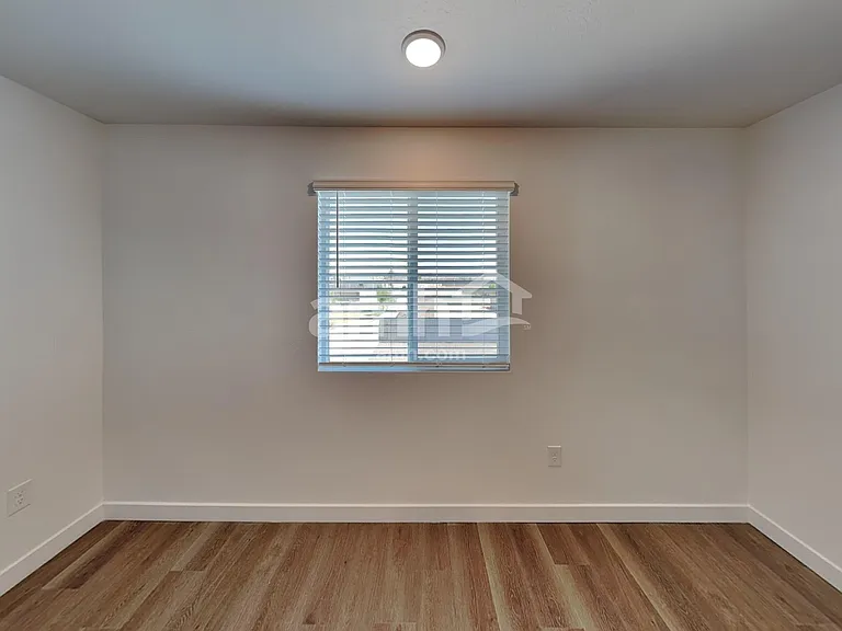 4415 S 97th Dr — Photo 15