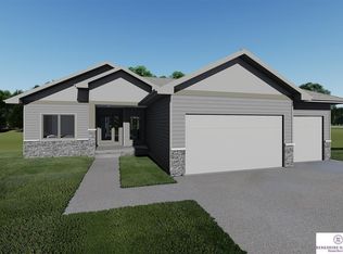 6515 Girard St, Omaha, NE 68152