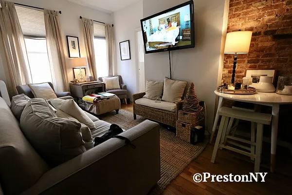 Rented by JM Preston Properties LLC | media 7