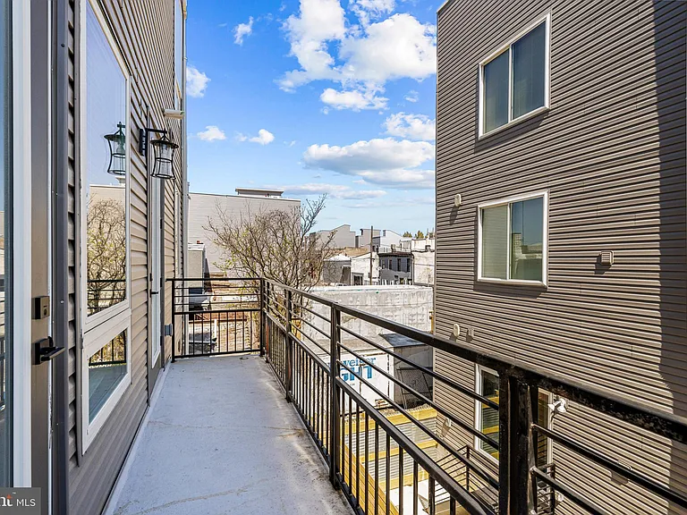 2409 N Hancock St #4 — Photo 28