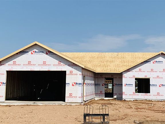 2nd image of 4000 Pintlar Ave