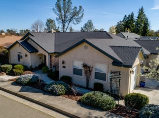 1677 Saint Andrews Dr, Redding, CA 96003