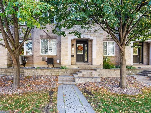 180 Lanark Ave, Ottawa, ON K1Z 1E5