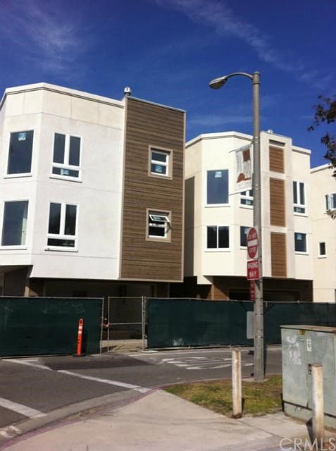 1st image of 16332 N Pacific Ave