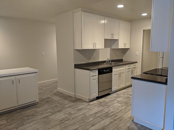 2nd image of 155 Acalanes Dr APT 19