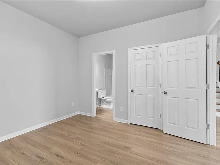 578 Briarhurst Ct — Photo 7