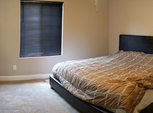 5060 Elizabeth Lake Rd, Waterford, MI 48327