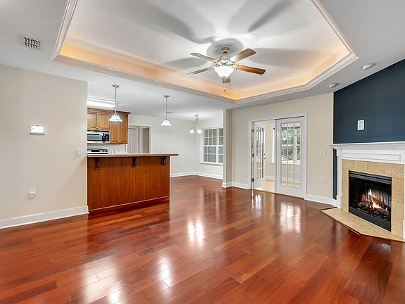 4th image of 71 James Hinson Dr