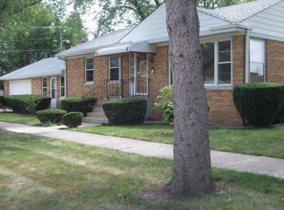 2847 Hawthorne St, Franklin Park, IL