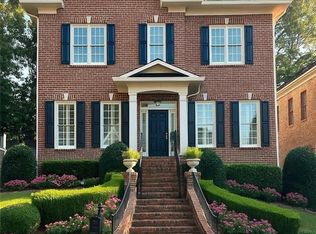 962 Manor Parc Dr SE, Decatur, GA 30033