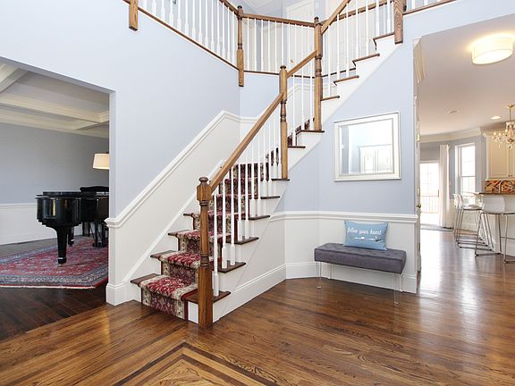 2nd image of 1 Brianna Ln